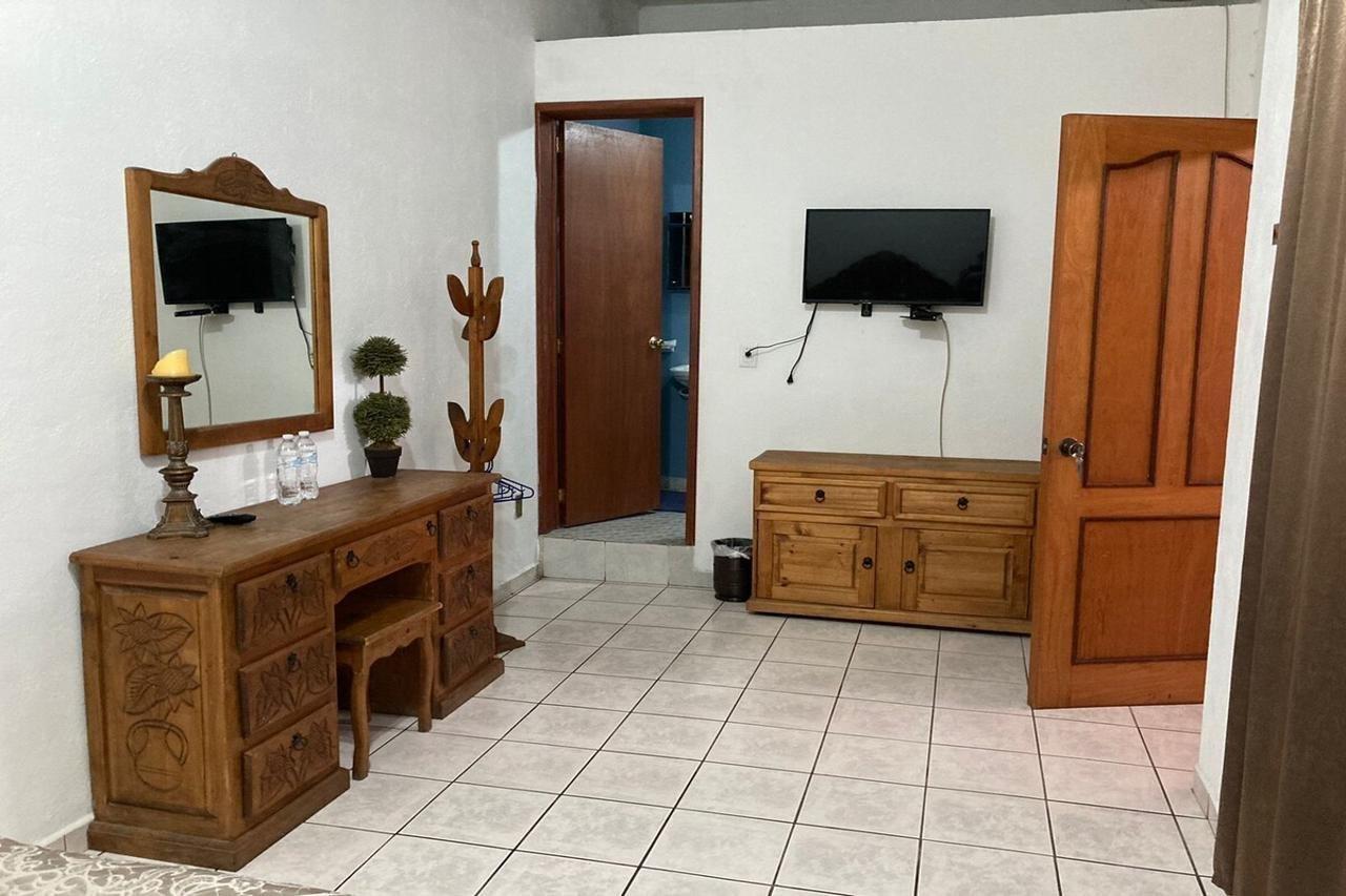 Hostal Casa Blanca Comala Exteriör bild