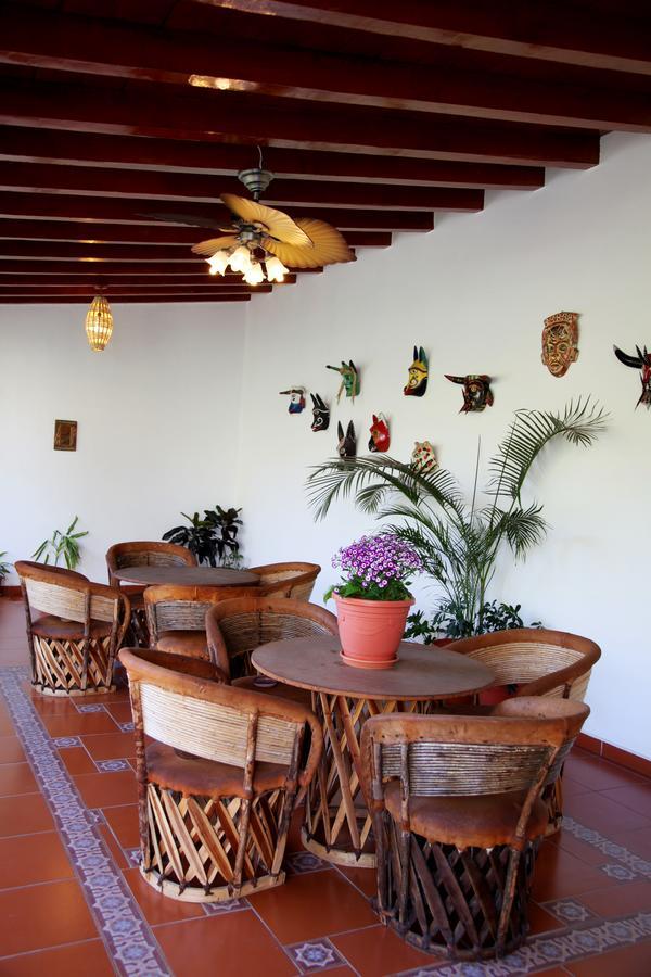 Hostal Casa Blanca Comala Exteriör bild