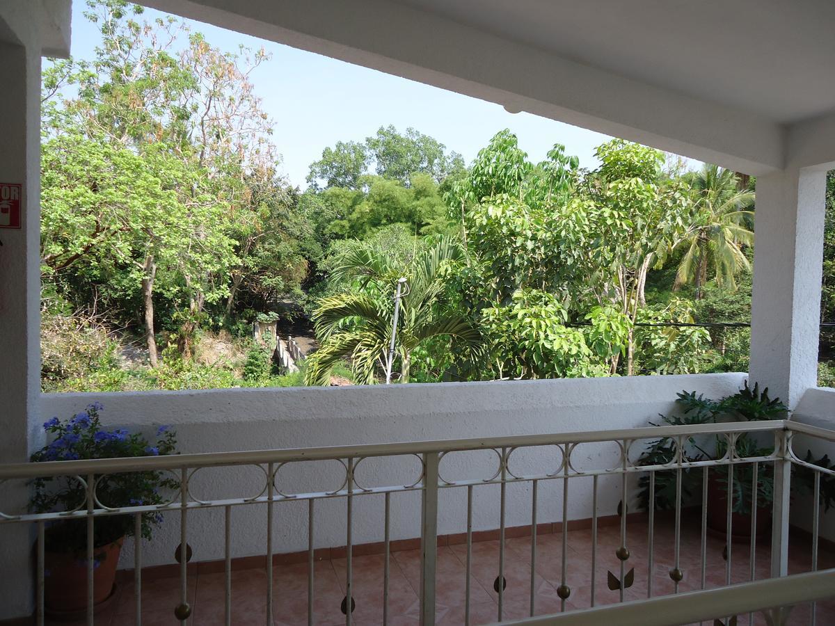 Hostal Casa Blanca Comala Exteriör bild