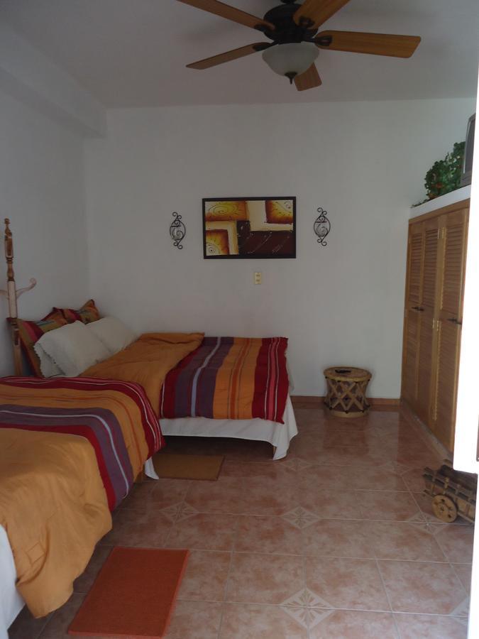 Hostal Casa Blanca Comala Exteriör bild